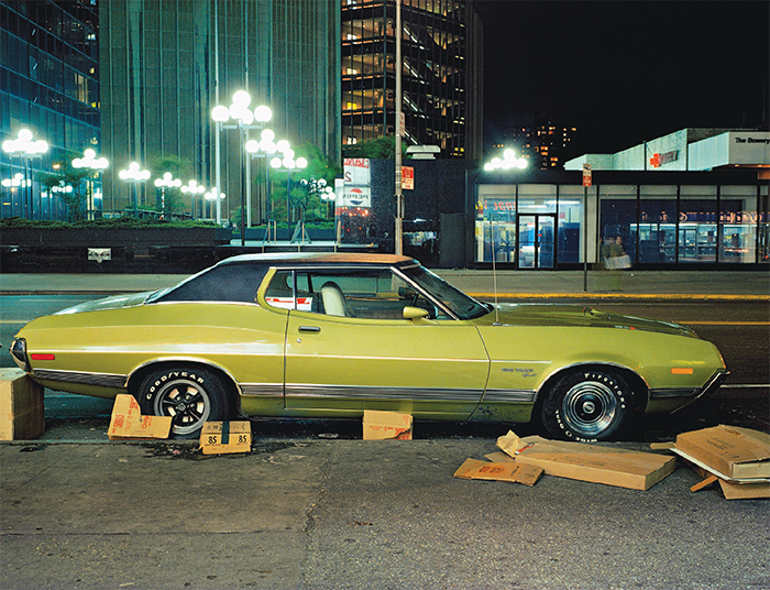 Langdon Clay, Box car, Gran Torino Sport, in the Twenties or Thirties on the East side, 1975, C-print, dimensions variable. © Langdon Clay, Courtesy Steidl