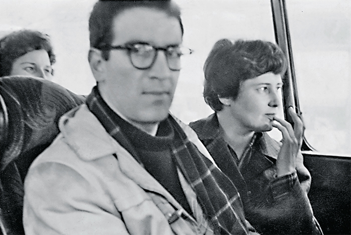 Clancy Sigal and Doris Lessing, England, 1958. Courtesy Janice Tidwell.