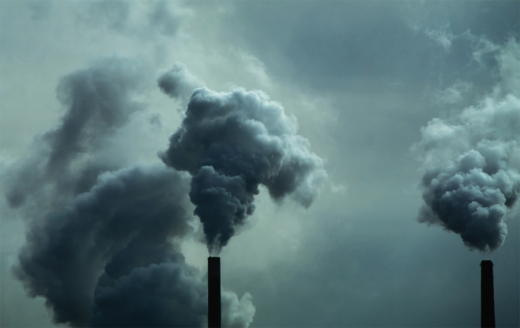 MidAmerican power plant, Council Bluffs, Iowa, 2014. Rich Carstensen/Flickr.