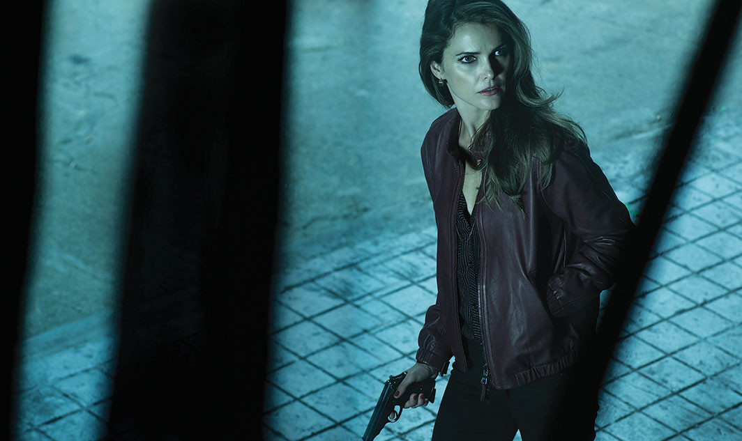 Keri Russell asElizabeth Jennings in a promotional image for The Americans, season 2.