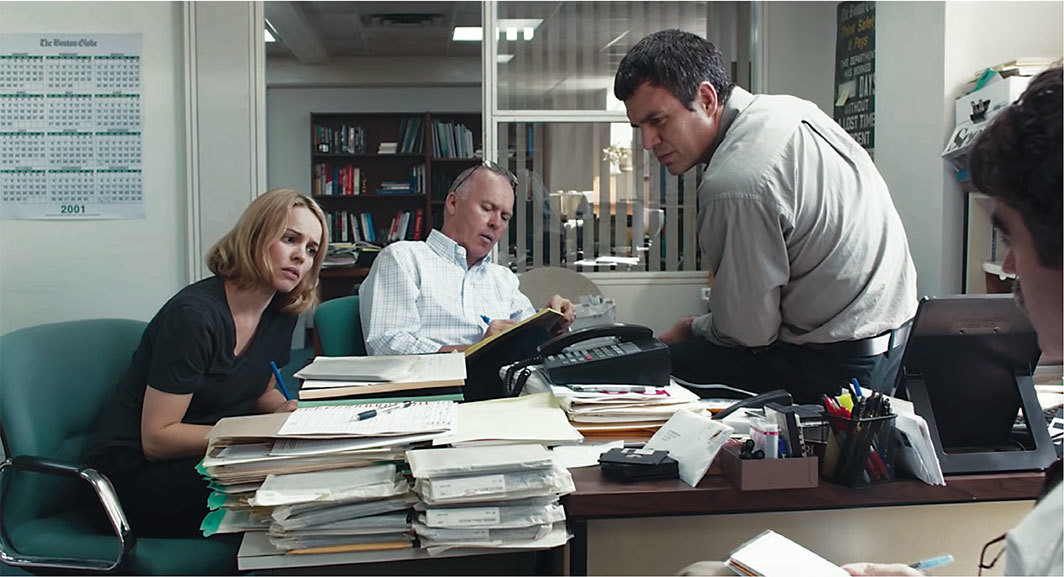 Rachel McAdams as Sacha Pfeiffer, Michael Keaton as Walter V. Robinson, and Mark Ruffalo as Michael Rezendes in Tom McCarthy’s Spotlight, 2015.