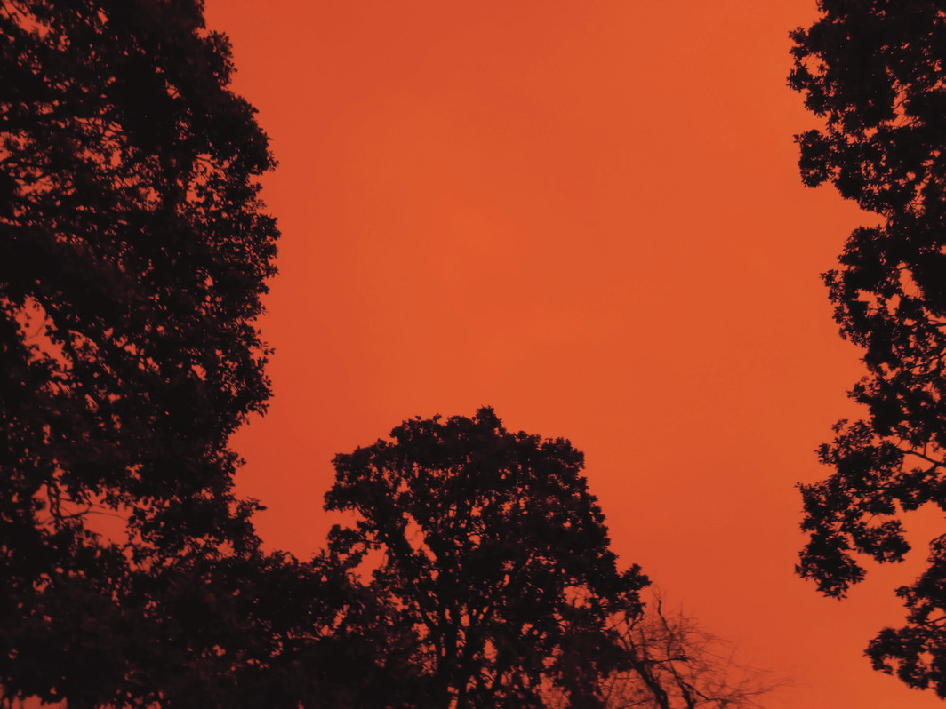 Smoke particles from West Coast wildfires alter the sky's colors, Oregon, September 8, 2020.