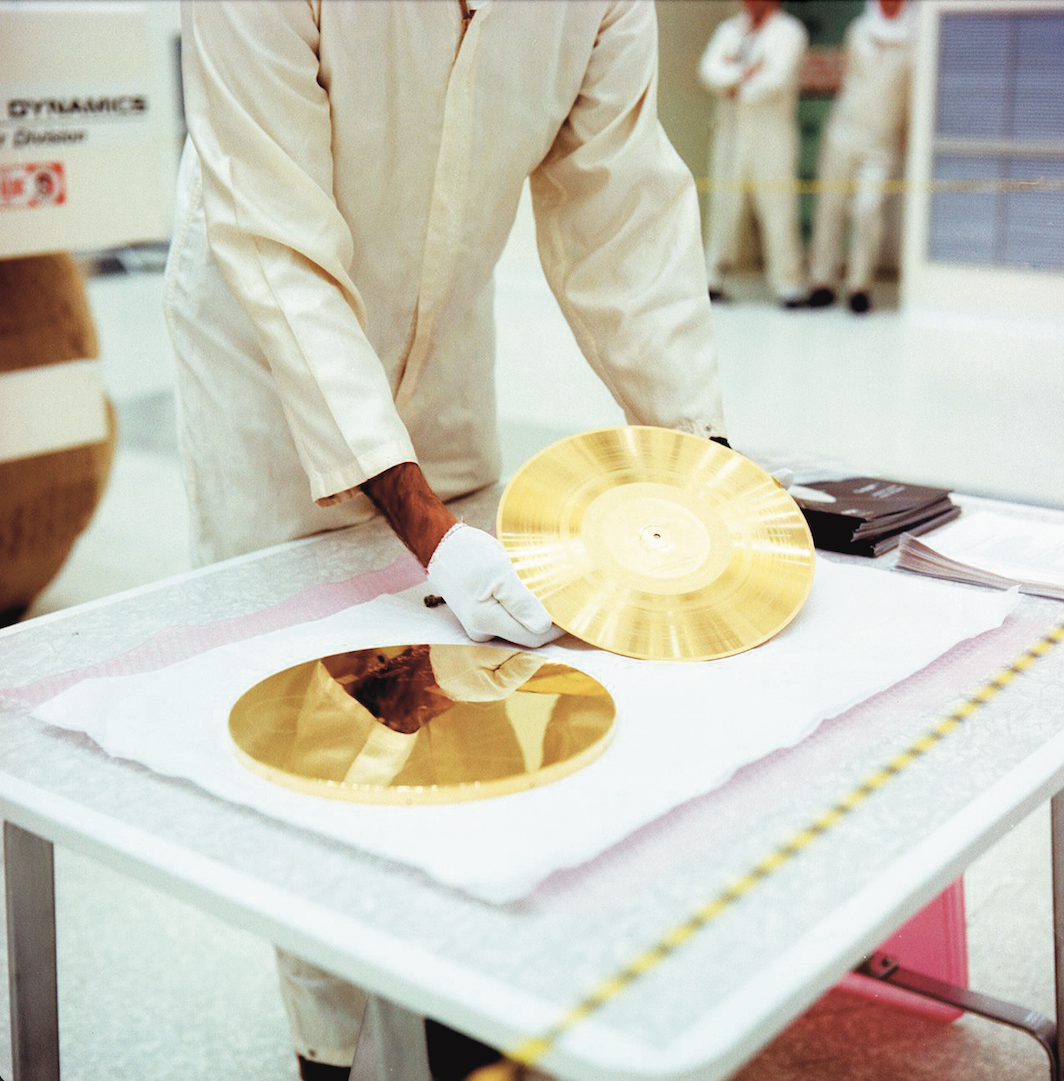 Assembly of the Voyager Golden Record, Kennedy Space Center, Florida, August 4, 1977.  NASA/JPL-Caltech